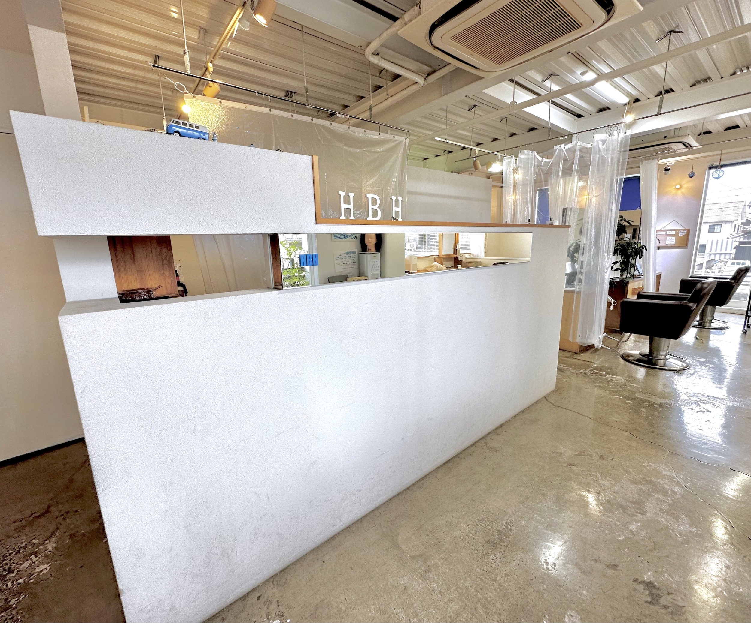 「http://xn--gmqr03aewbzer70et9ppomzg7c.com/wp-content/uploads/2025/09/Interior.jpeg」の説明画像